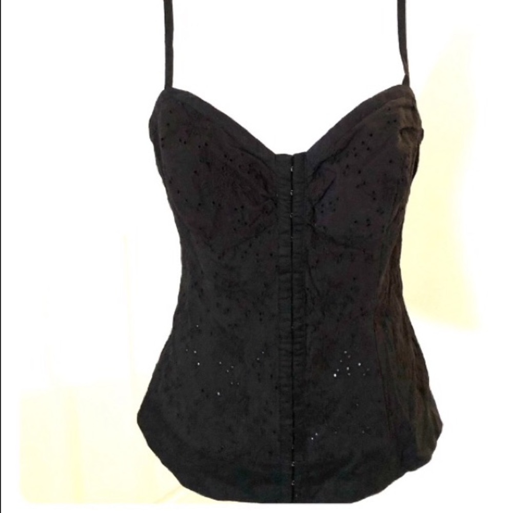 Guess clasp closure top